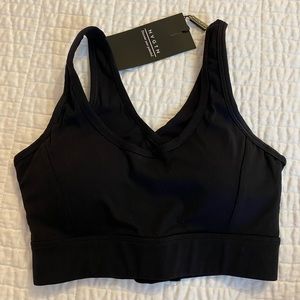 NET NVGTN sports bra